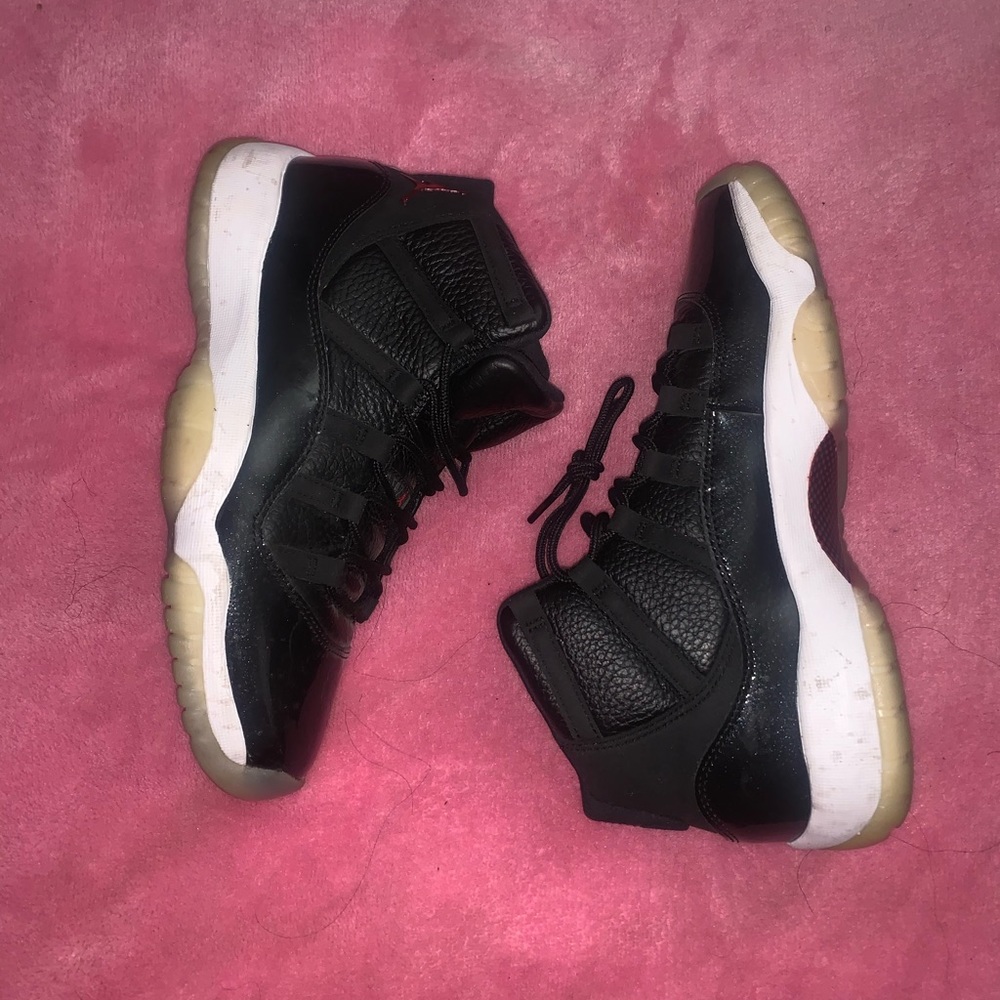 Air Jordan 11 - Picture 1 of 6